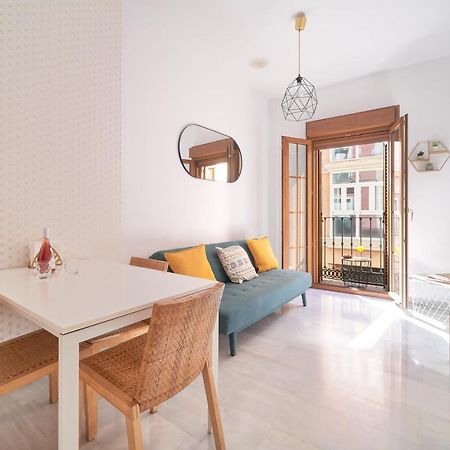 Apartamento En El Centro, Tranquilo Y Luminoso Malaga Bagian luar foto