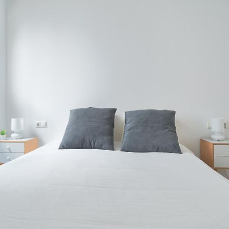 Apartamento En El Centro, Tranquilo Y Luminoso Malaga Bagian luar foto
