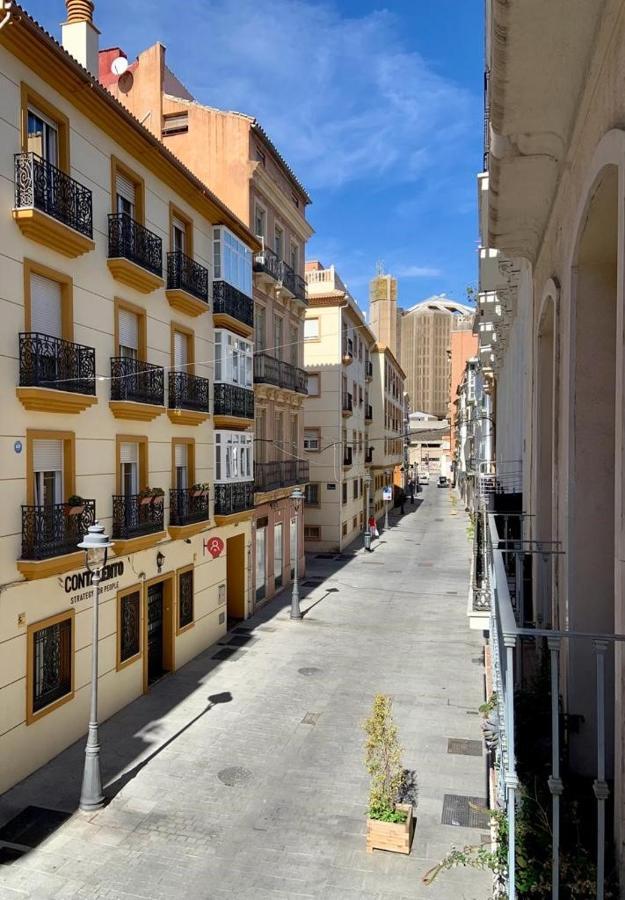 Apartamento En El Centro, Tranquilo Y Luminoso Malaga Bagian luar foto
