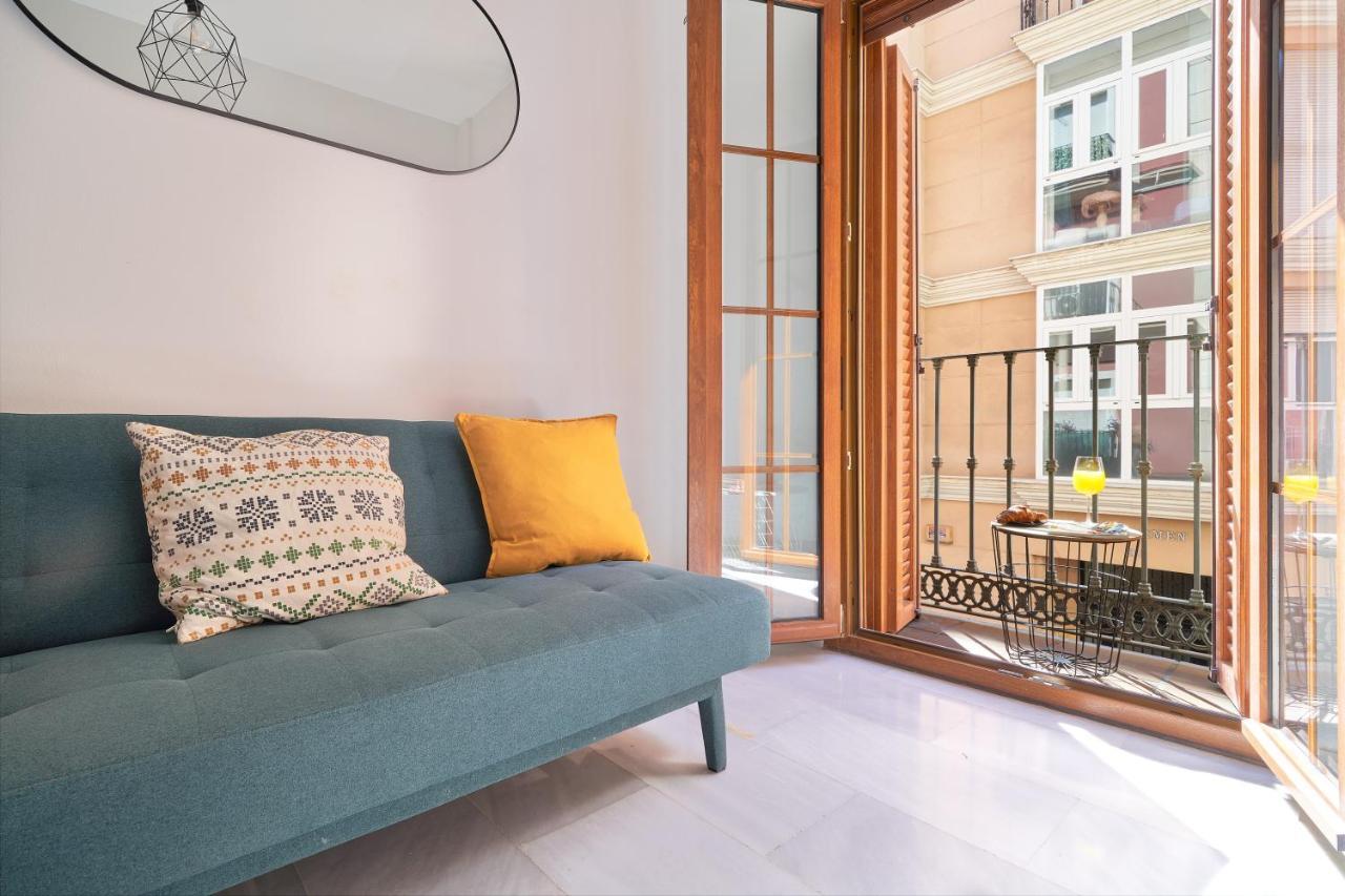 Apartamento En El Centro, Tranquilo Y Luminoso Malaga Bagian luar foto